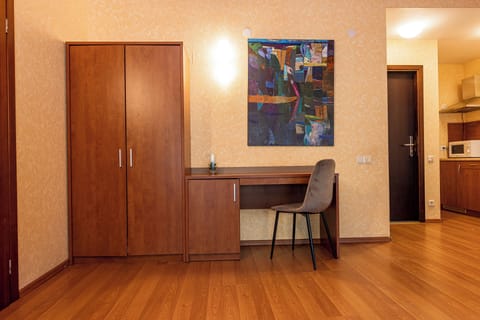 Luxury Apartment | Minibar, soundproofing, free WiFi, bed sheets