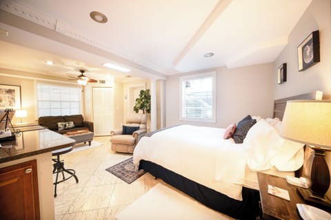 Super comfy bed with spacious studio layout w/ Apple TV & Lazy Boy &  Loveseat
