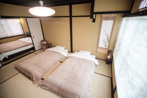 Private Vacation Home | 1 bedroom, free WiFi