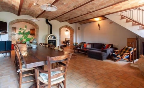 Il Paradiso Assisi, living and dining room (2)