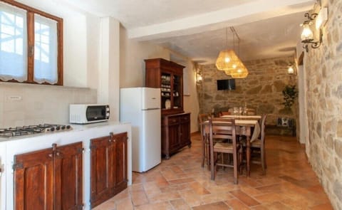 Villa La Ginestra, kitchen ground floor (1)
