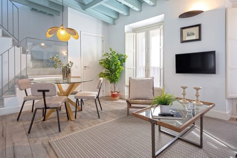 Apartment (2 Bedrooms) | Exterior