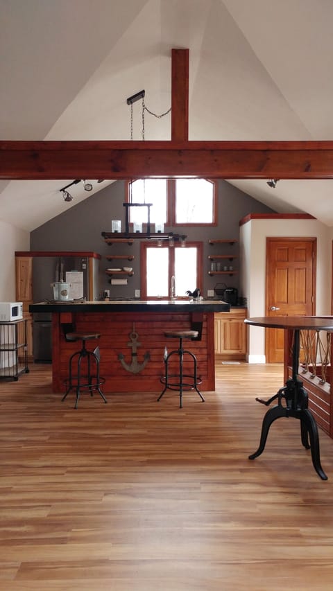 The guest lodge is modern and offers sophisticated living at Cataract Lake