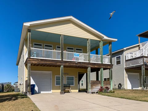 Parking for 4, Garage Access