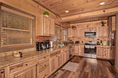 Completely stocked full kitchen