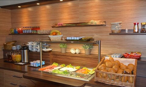 Daily buffet breakfast for a fee