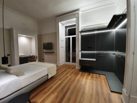 Junior Double Room, Balcony (5) | Down comforters, memory foam beds, minibar, in-room safe
