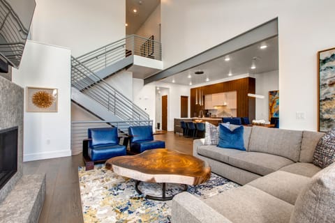 Vaulted Ceilings for an Open and Airy Feel