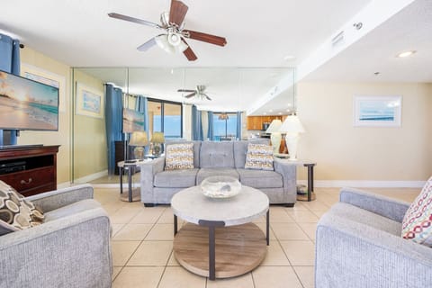Phoenix V 817, Orange Beach, Alabama, beach front, 3 bedroom condominium on the 8th floor