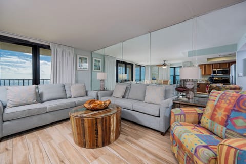 Phoenix II 2078, Orange Beach, Alabama, beach front, 3 bedroom condominium on the 7th floor