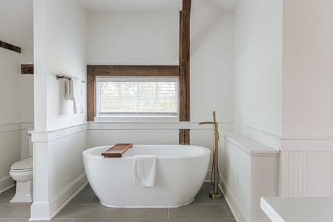 Superior Suite, Ensuite (1) | Deep soaking bathtub
