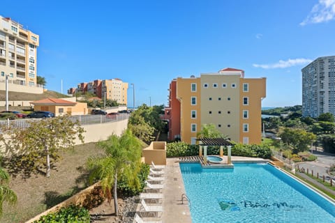 Main Infinity Pool