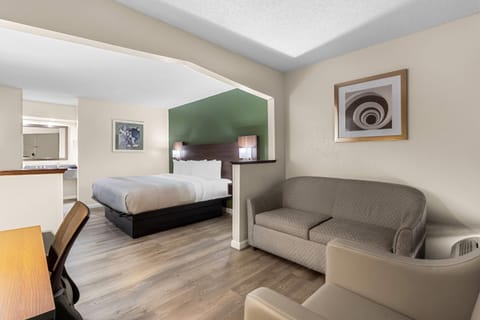 In-room safe, desk, laptop workspace, soundproofing