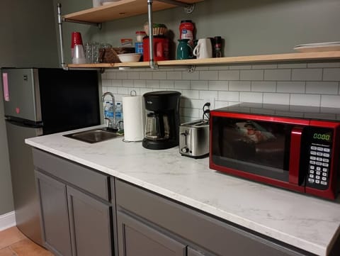 64a3d405-f662-4bf7-b870-a17775c101bb