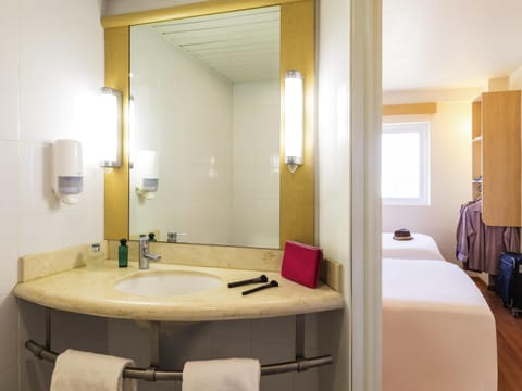 Standard Double Room, 2 Double Beds | Blackout drapes, soundproofing, free WiFi, bed sheets