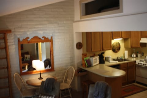Kitchen & Dining area