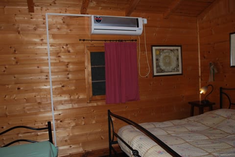 Triple Room, Garden View | Bed sheets