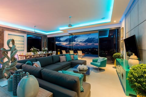 Villa OMARI - 5bedroom with private pool | Living area