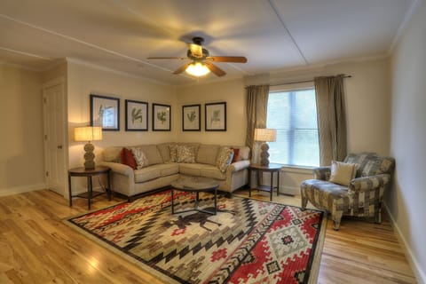 Living Space off the kitchen
