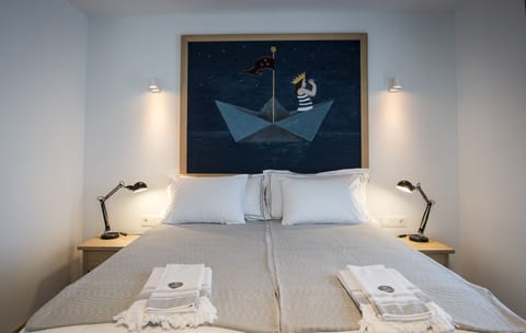 Grand Double or Twin Room | Egyptian cotton sheets, premium bedding, pillowtop beds, free minibar