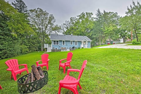 Twin Lakes Vacation Rental | 3BR | 2BA | Stairs Required | 940 Sq Ft