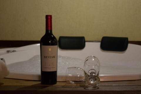 Chalet, Jetted Tub (Bem-Te-Vi) | Jetted tub