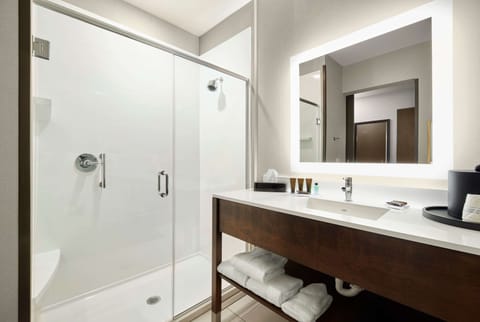 Free toiletries, hair dryer, towels