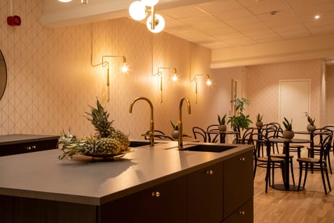 Shared kitchen facilities