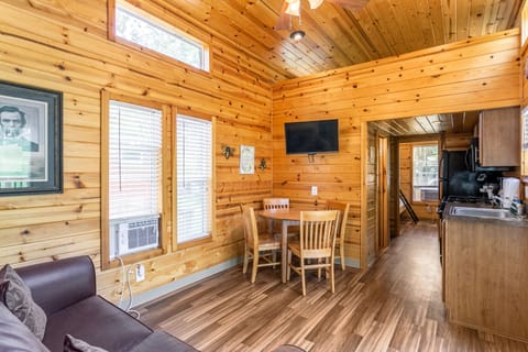 Cottage, 2 Bedrooms (Loft, No Pets) | Private kitchen | Full-size fridge, microwave, stovetop, toaster