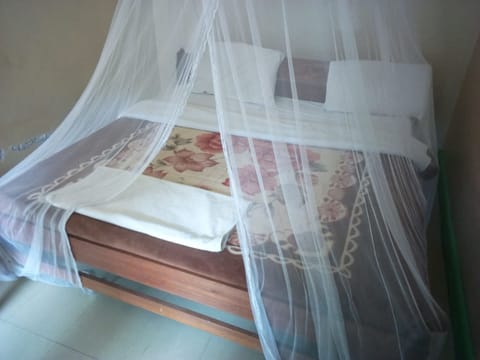 Double Room | Memory foam beds, desk, blackout drapes, free WiFi