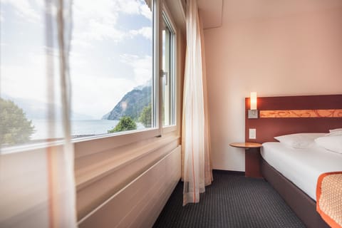 Soundproofing, free cribs/infant beds, free WiFi, bed sheets