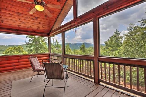 Bearing Haus-  Private Screened-In Deck off Master Bedroom
