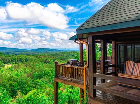 Serenity - Side View From Cabin