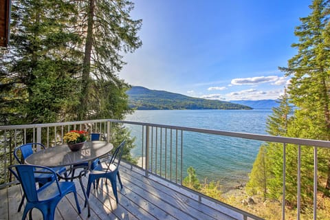 Sagle Vacation Rental | 3BR | 2.5BA | 1,745 Sq Ft | Stairs Required to Access