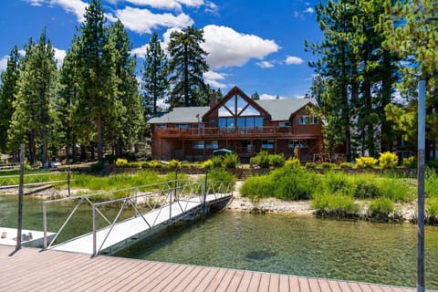 Lakefront Estate with private dock and deep water access