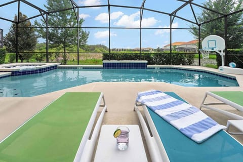 Private Pool & Patio