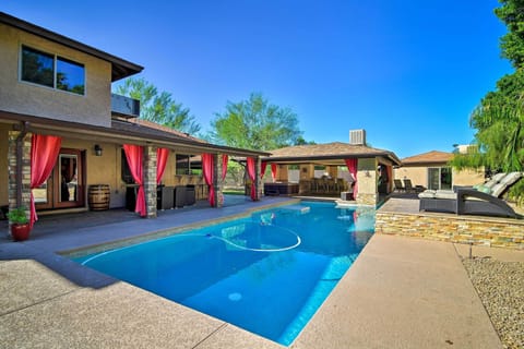 Mesa Vacation Rental Home | 5BR | 3BA | 3,130 Sq Ft | Step-Free Access