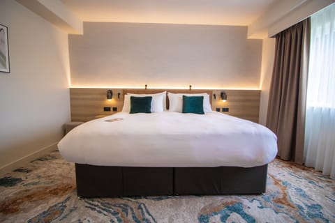 Premium bedding, desk, blackout drapes, iron/ironing board