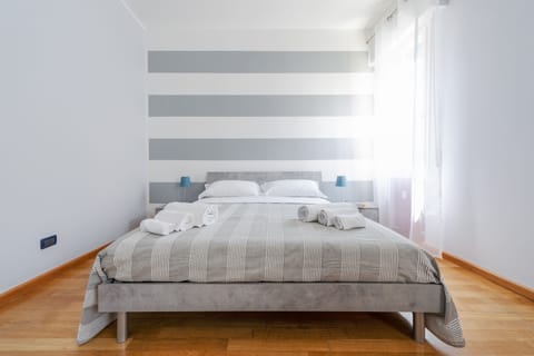 Apartment, 2 Bedrooms | 2 bedrooms, desk, iron/ironing board, free WiFi