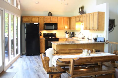 Fully equipped kitchen