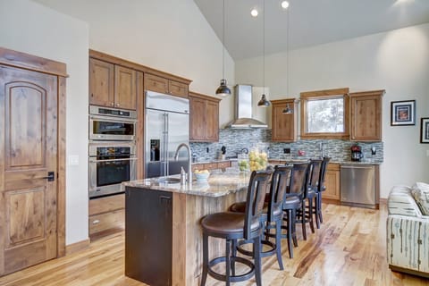 Kitchen - Riverwood Retreat - Breckenridge Vacation Rental