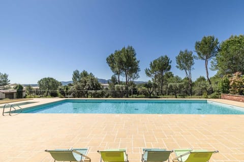 Holiday Home Swimming Pool