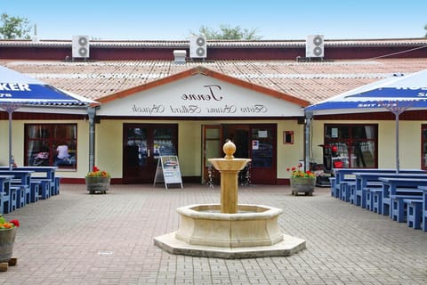 Immediate Surroundings [summer] (<1 km)