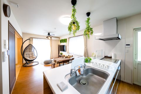 Villa, 4 Bedrooms | Private kitchen | Fridge, microwave, stovetop, electric kettle