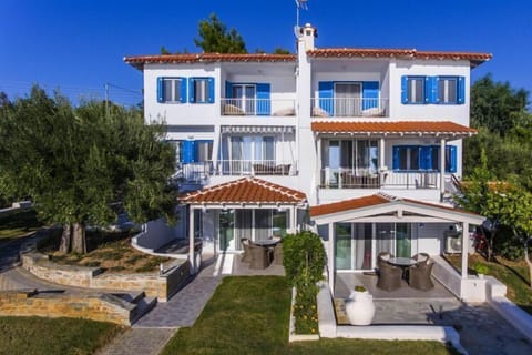 Holiday Home Exterior [summer]