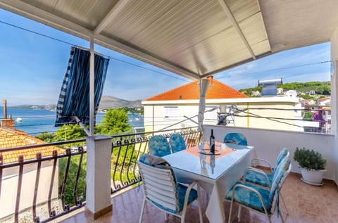 Apartment (A1) | Balcony