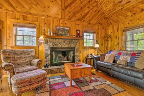 Boone Area Vacation Rental | 2BR | 2BA | Stairs Required | 1,120 Sq Ft