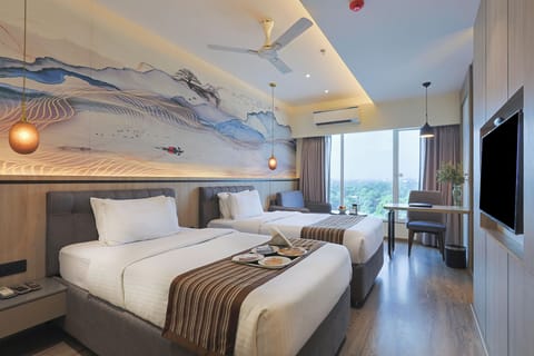 Premium Double Room | Egyptian cotton sheets, premium bedding, in-room safe, desk