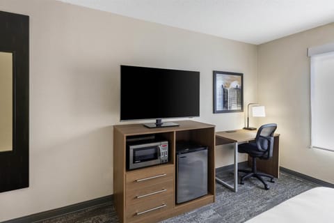 Premium bedding, desk, blackout drapes, iron/ironing board