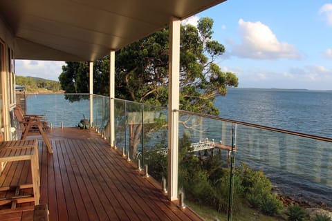 Breathtaking panoramic views of Port Stephens. Watch dolphins & turtles swim by.